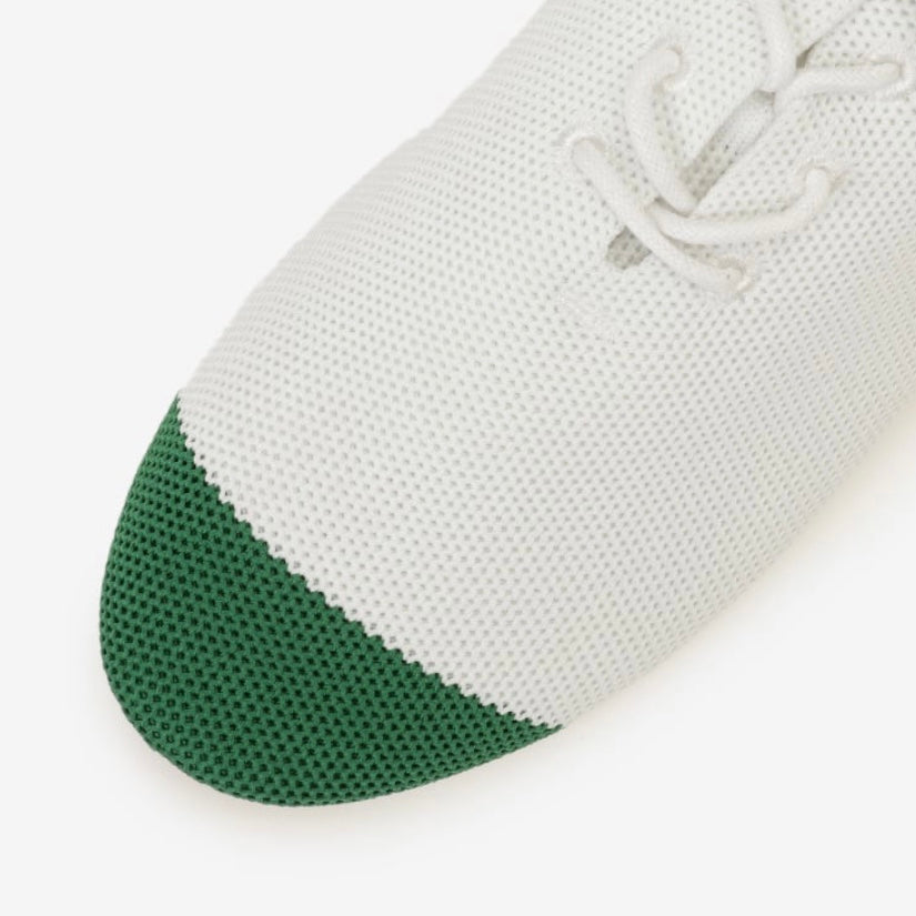 plain flat pattern - white green